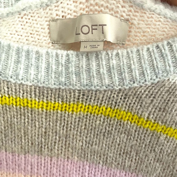 Loft M pastel striped sweater - Picture 3 of 3